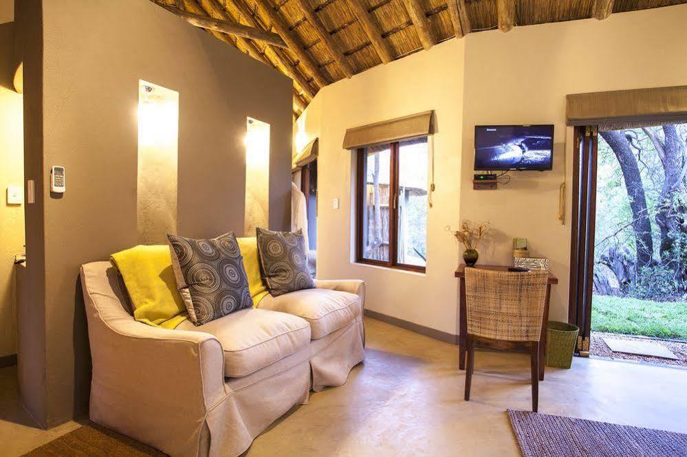Tambuti Lodge Pilanesberg Exterior foto